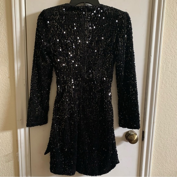 NWT Zara sequins black mini dress, long sleeves wrapped style with bow, size XS - Picture 4 of 7